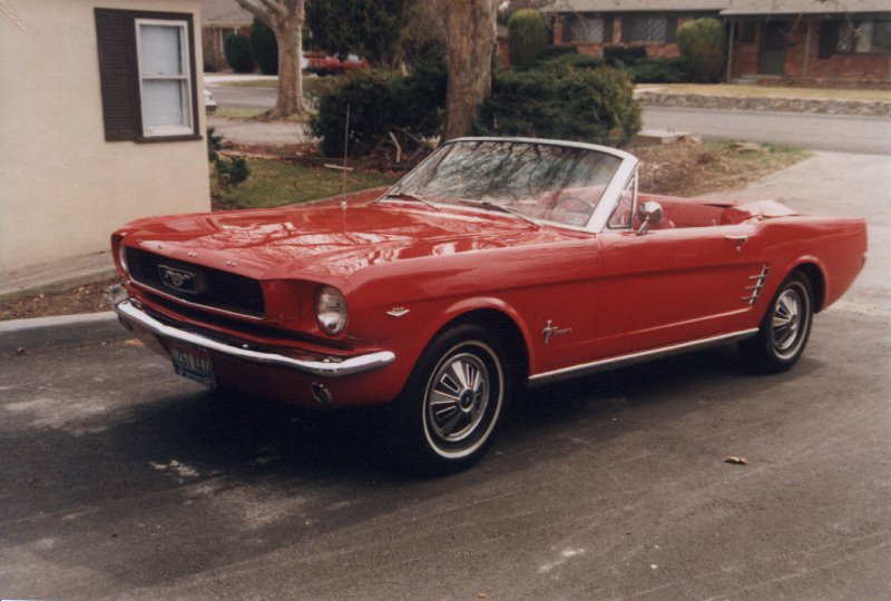 Tom and Mary Schmidt's 1966 Mustang Convertible